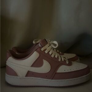 Nike Women's Sneakers in Pink and White